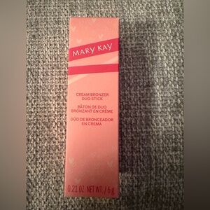 Discontinued Mary Kay Cream Bronzer Duo Stick- Bronze & Shimmer Duo #201247